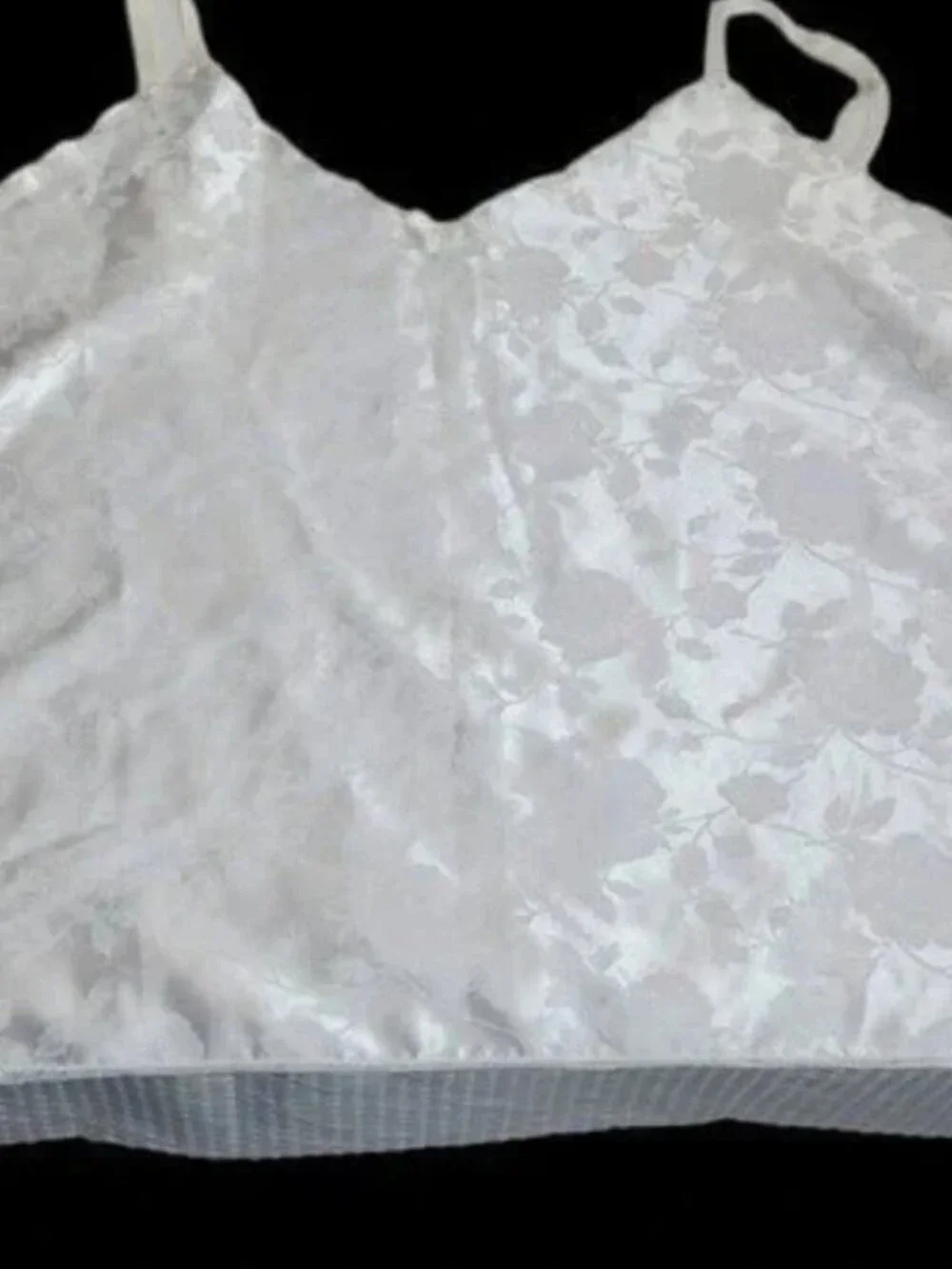 Camisole 1X white silky floral rose print cami scalloped edge